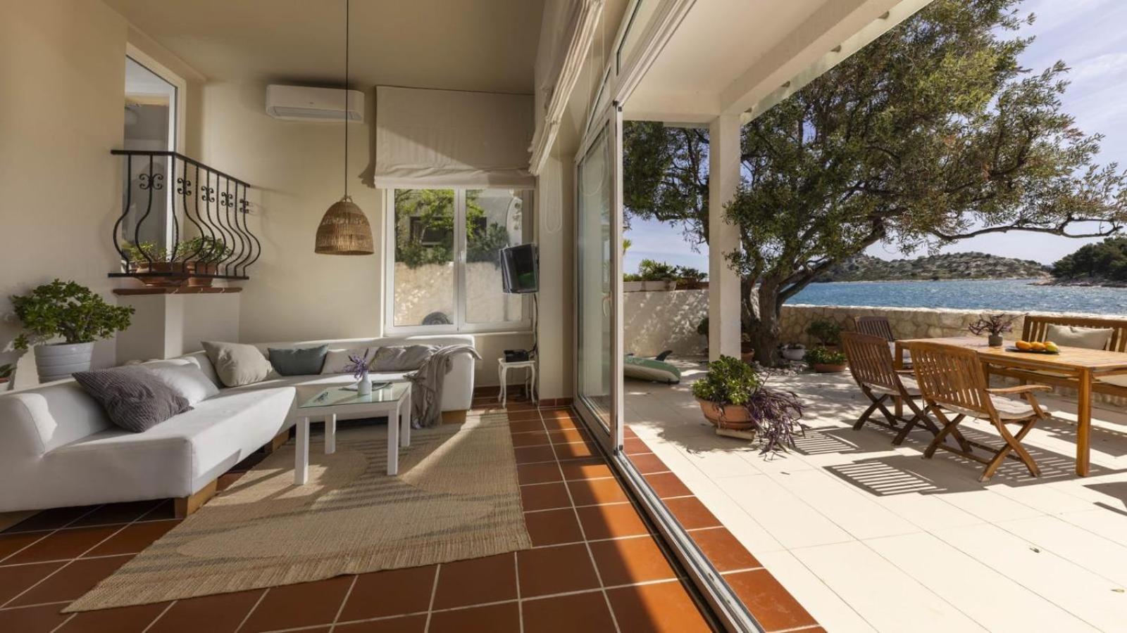 Casa Mano Tribunj With Beach Экстерьер фото